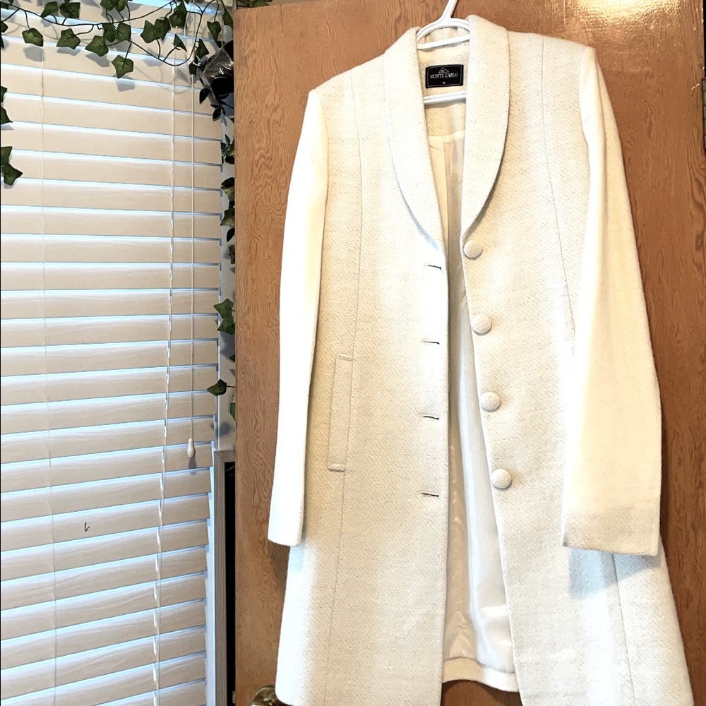 White low neck coat
